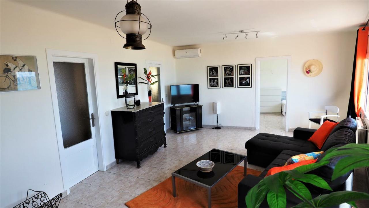 Marilu Seaview & Beach - Apartment Masnou Buitenkant foto