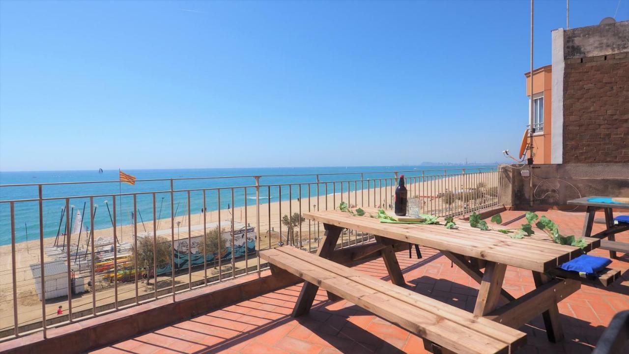 Marilu Seaview & Beach - Apartment Masnou Buitenkant foto